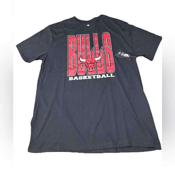 NBA Other - NWT NBA Team Apparel Men’s Chicago Bulls Short Sleeve shirt black size XL